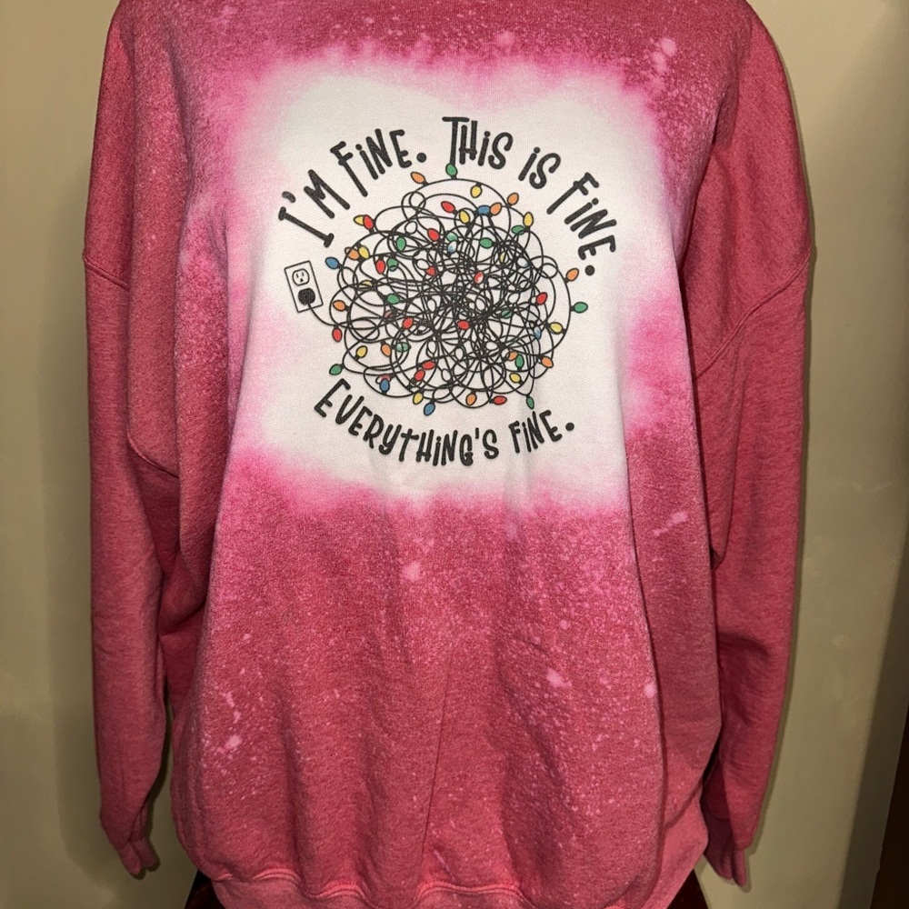 Gildan Red and White Graphic Sweatshirt